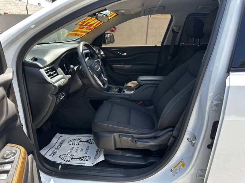 2021 GMC Acadia SLE