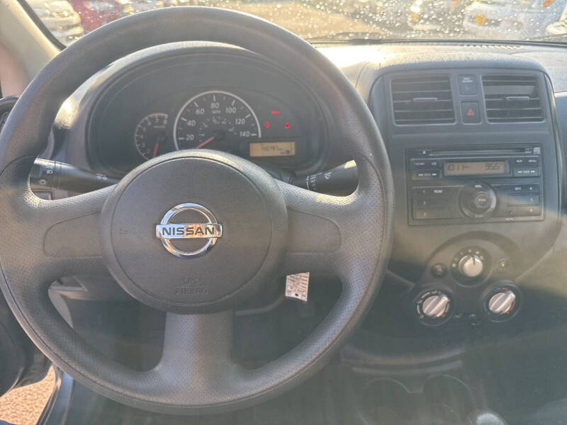 2014 Nissan Versa 1.6 S