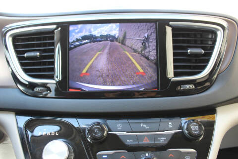 2018 Chrysler Pacifica Touring L Plus