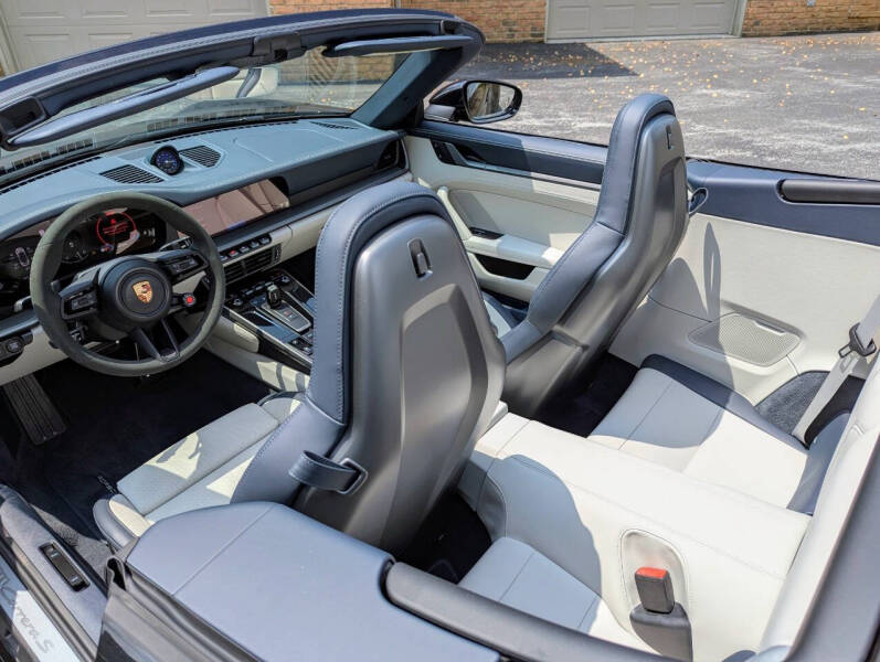 2025 Porsche 911 Carrera S