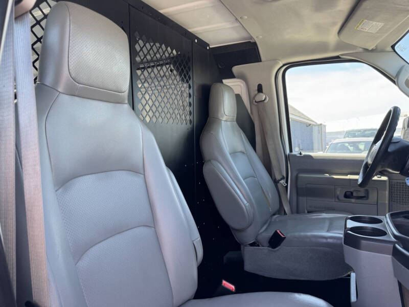 2012 Ford E-Series E-250