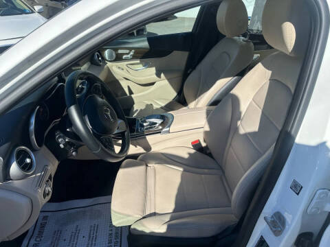 2016 Mercedes-Benz C-Class