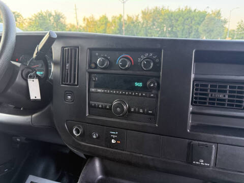 2021 Chevrolet Express 2500