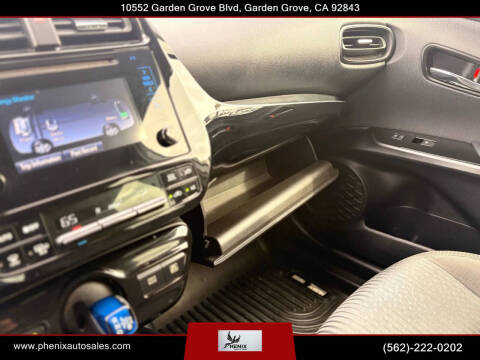 2016 Toyota Prius Two