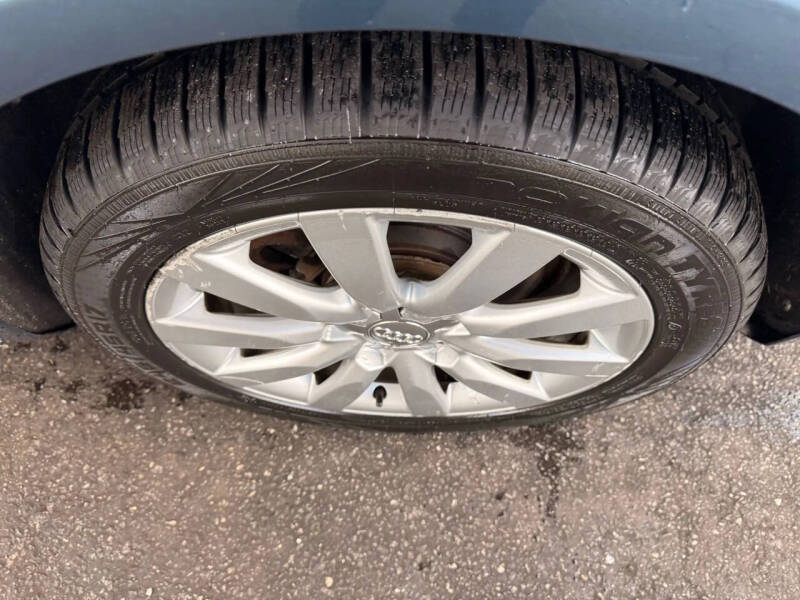 2015 Audi A4 2.0T quattro Premium