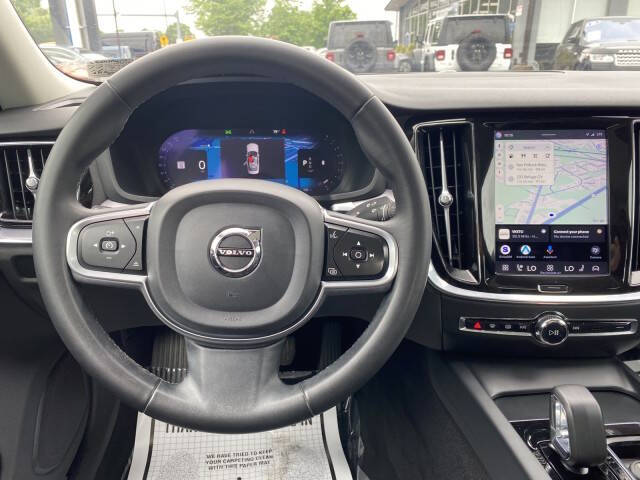 2023 Volvo S60
