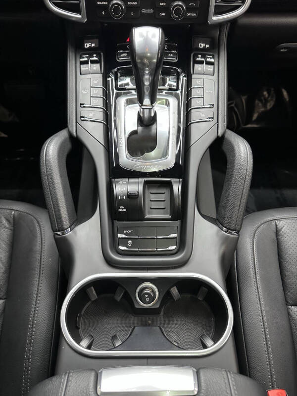 2014 Porsche Cayenne