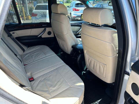 2006 BMW X5 4.8is