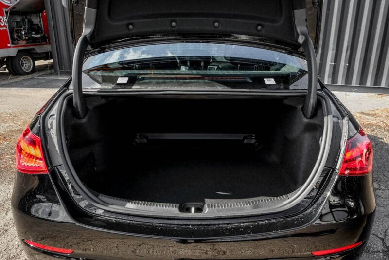 2026 Mercedes-Benz C-Class C 300 4MATIC