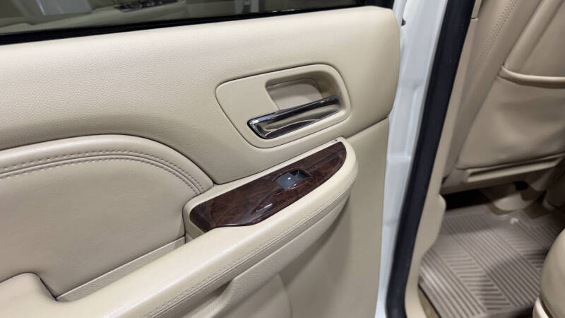 2013 Cadillac Escalade Luxury