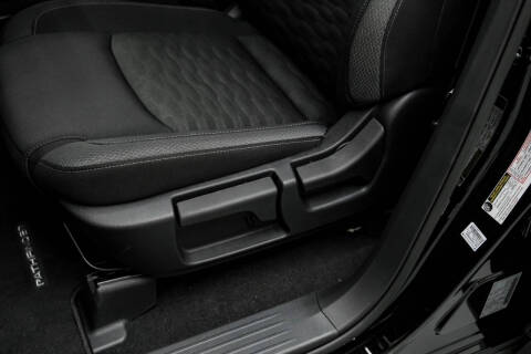 2025 Nissan Pathfinder S