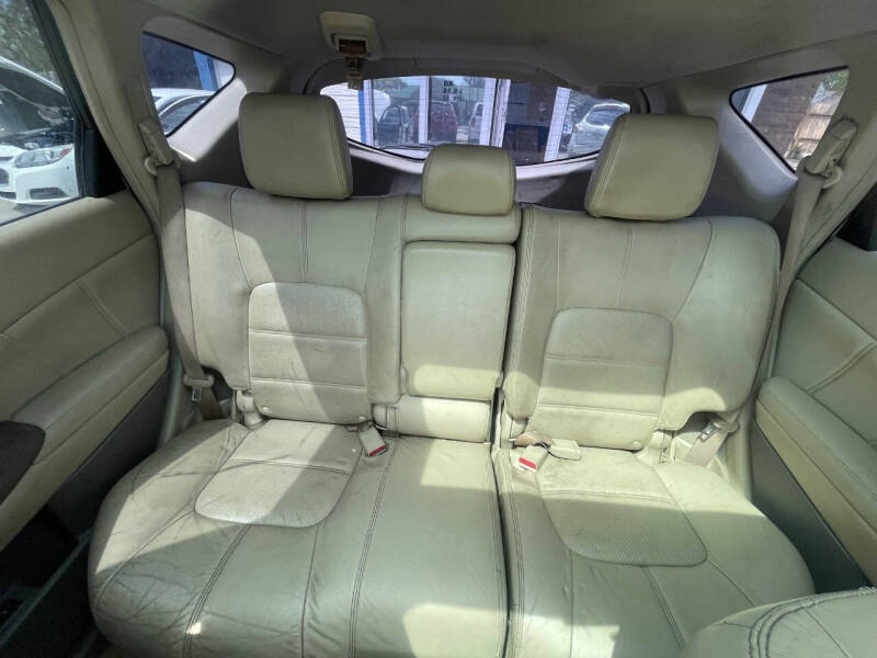 2011 Nissan Murano LE