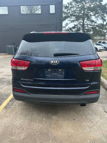 2018 Kia Sorento LX V6