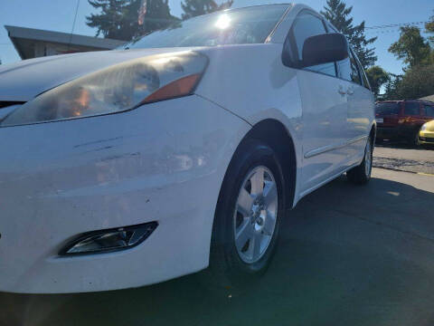 2006 Toyota Sienna CE 7 Passenger