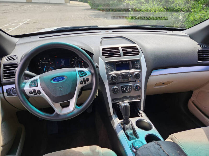 2014 Ford Explorer