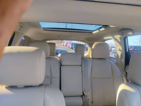 2017 Nissan Pathfinder Platinum