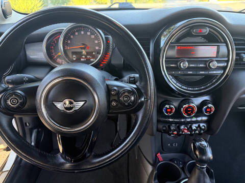 2016 MINI Hardtop 4 Door Cooper