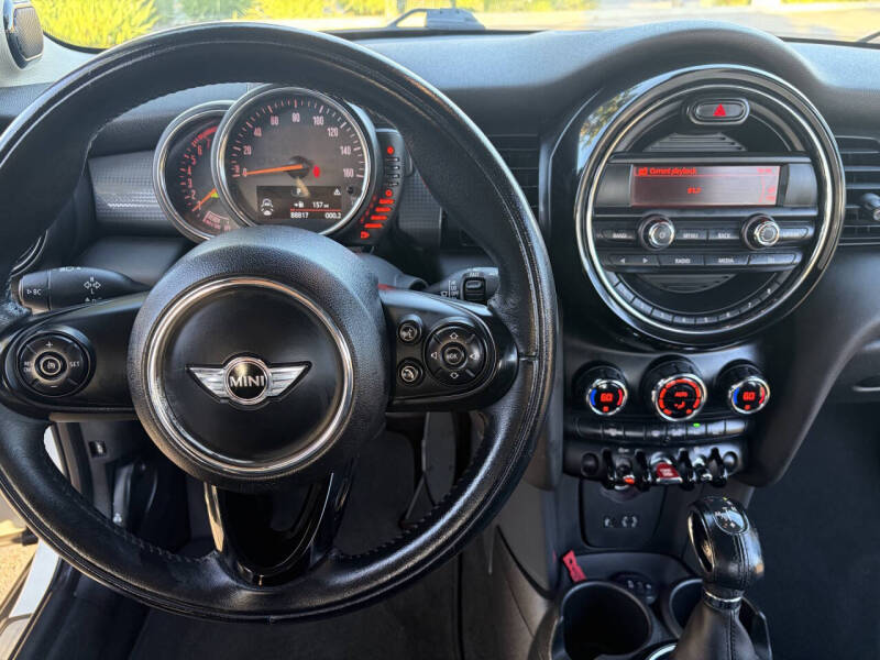 2016 MINI Hardtop 4 Door Cooper