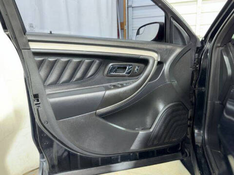 2016 Ford Taurus SEL