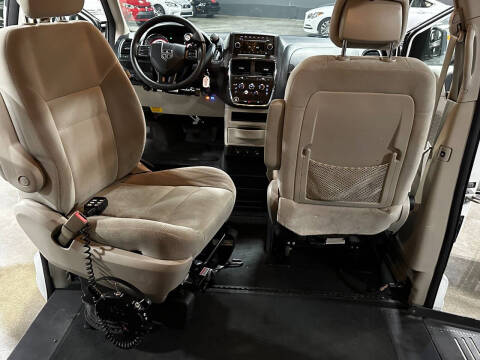 2015 Dodge Grand Caravan SE