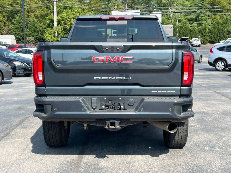 Used 2022 GMC Sierra 3500 Denali HD Denali with VIN 1GT49WEY7NF133402 for sale in Knoxville, TN