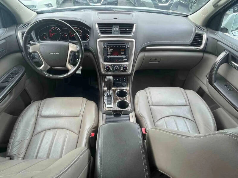 2016 GMC Acadia Denali