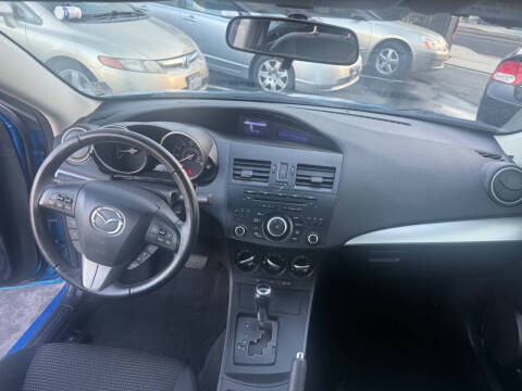 2012 Mazda MAZDA3 i Touring
