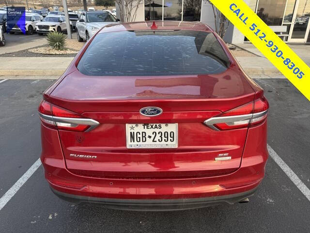 2020 Ford Fusion SE