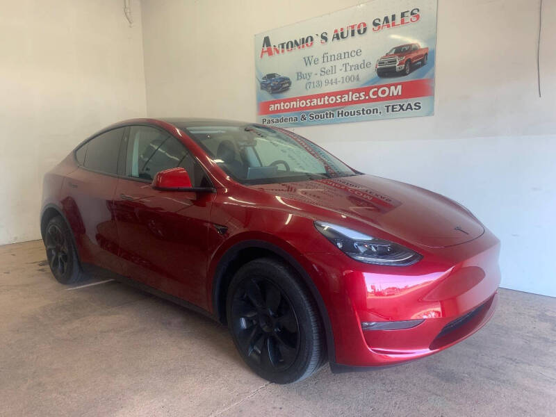 2024 Tesla Model Y Long Range's photo