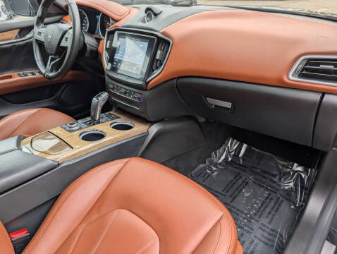 2019 Maserati Ghibli GranLusso