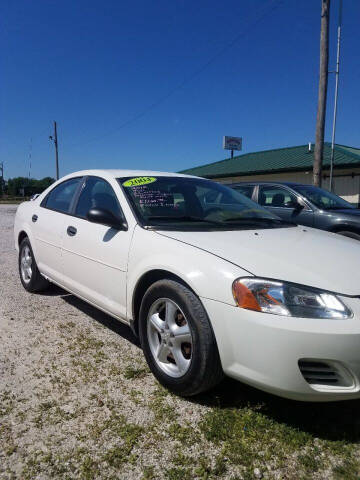 2004 Dodge Stratus for sale at WESTSIDE GARAGE LLC in Keokuk IA