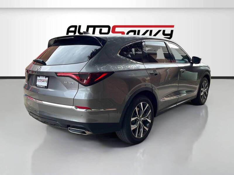 2024 Acura MDX w/Tech