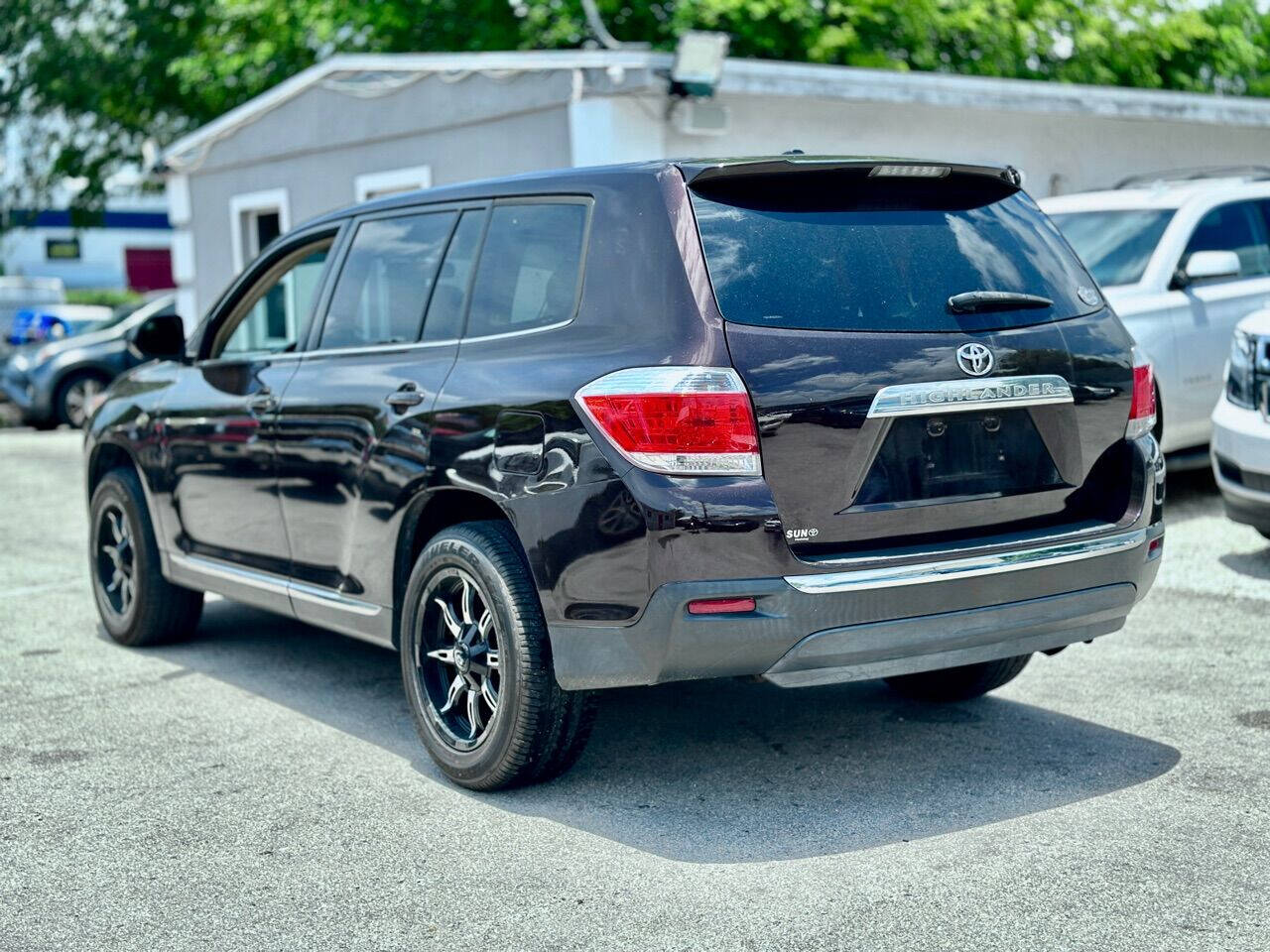 2012 TOYOTA Highlander SUV / Crossover - $16,995