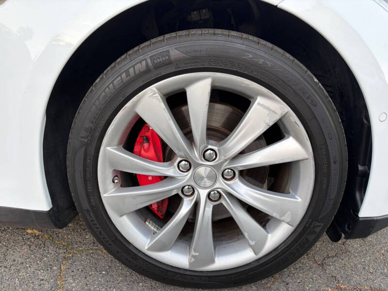 2014 Tesla Model S P85