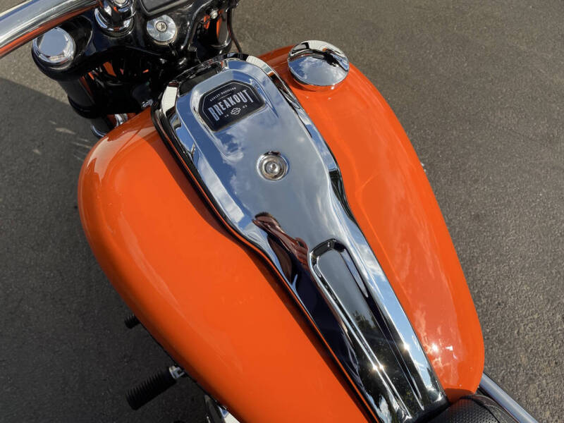 2023 Harley-Davidson SOFTAIL BREAKOUT