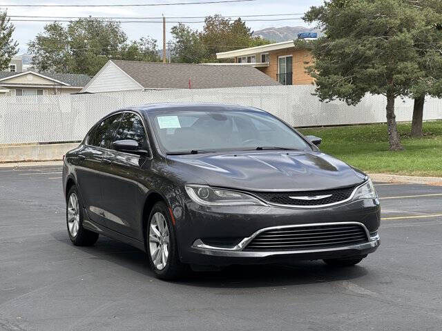 2016 Chrysler 200 Limited