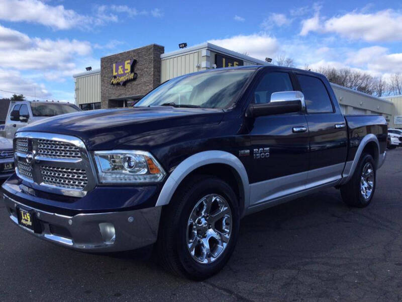 2017 RAM 1500 Laramie