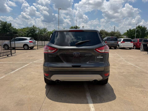 2015 Ford Escape SE