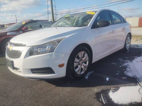 2013 Chevrolet Cruze for sale at Mr E's Auto Sales in Lima OH