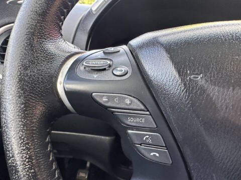 2014 Nissan Pathfinder SV