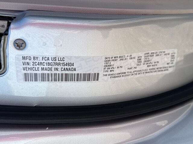 2024 Chrysler Pacifica Touring L