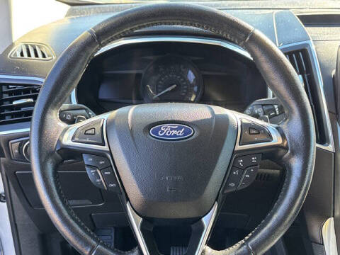 2021 Ford Edge Titanium