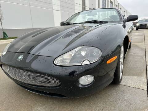 2005 Jaguar XKR for sale at ELMHURST  CAR CENTER in Elmhurst IL