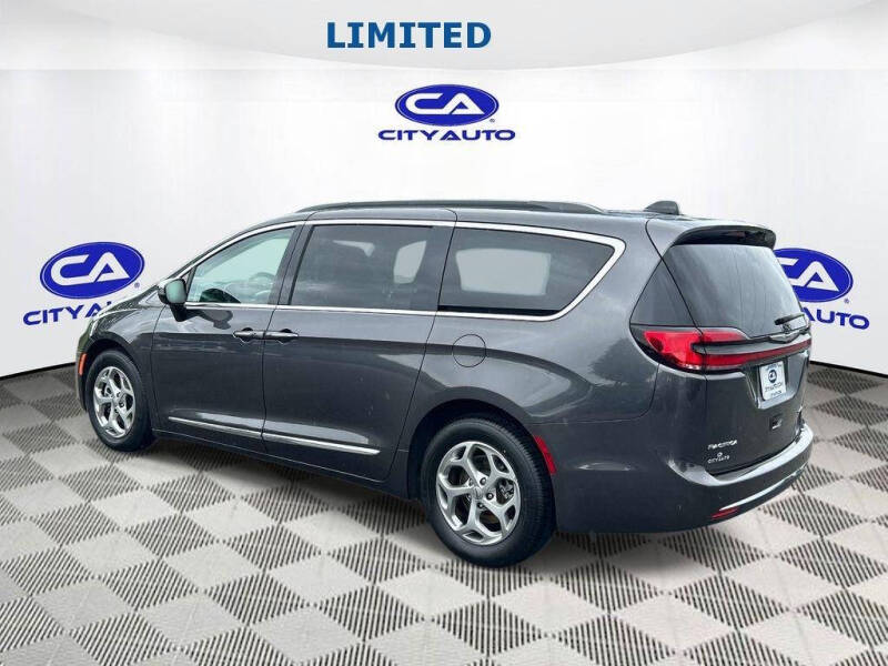 2023 Chrysler Pacifica Limited