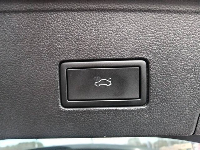 2024 Volkswagen Atlas Cross Sport SEL Premium R-Line 4Motion