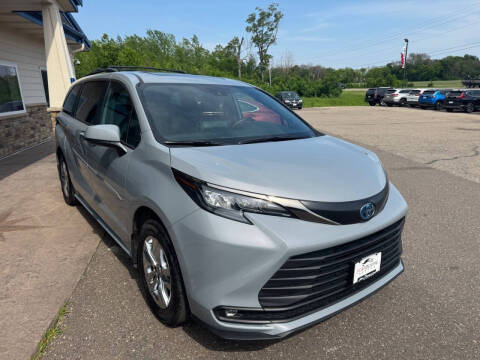 2023 Toyota Sienna Woodland Edition