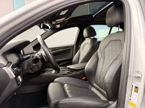 2021 BMW 5 Series 530i