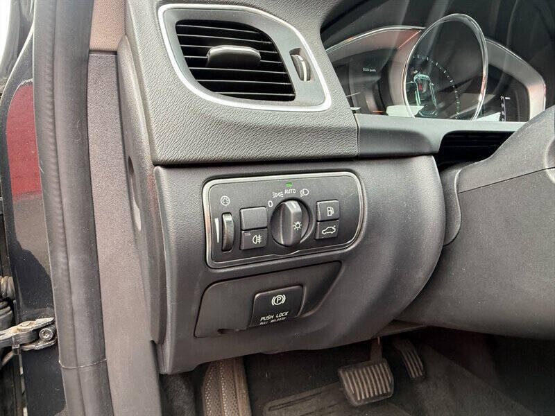 2015 Volvo V60 T5 Drive-E Premier Plus