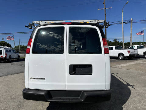 2020 Chevrolet Express 2500