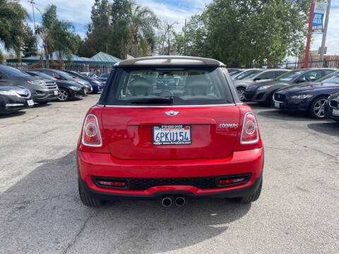 2011 MINI Cooper S